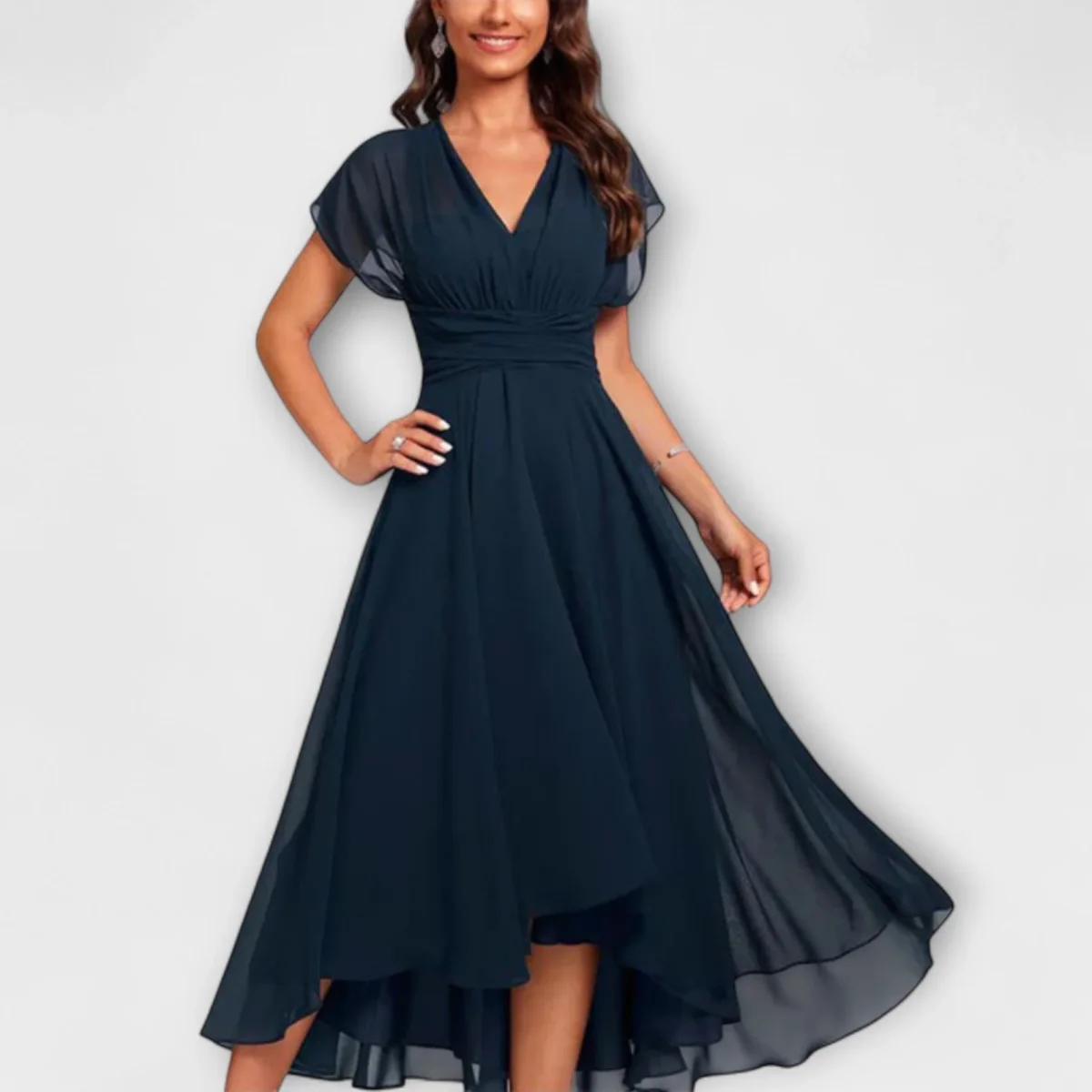 Julita – Vestido de noche fluido con escote en V - Imagen 3