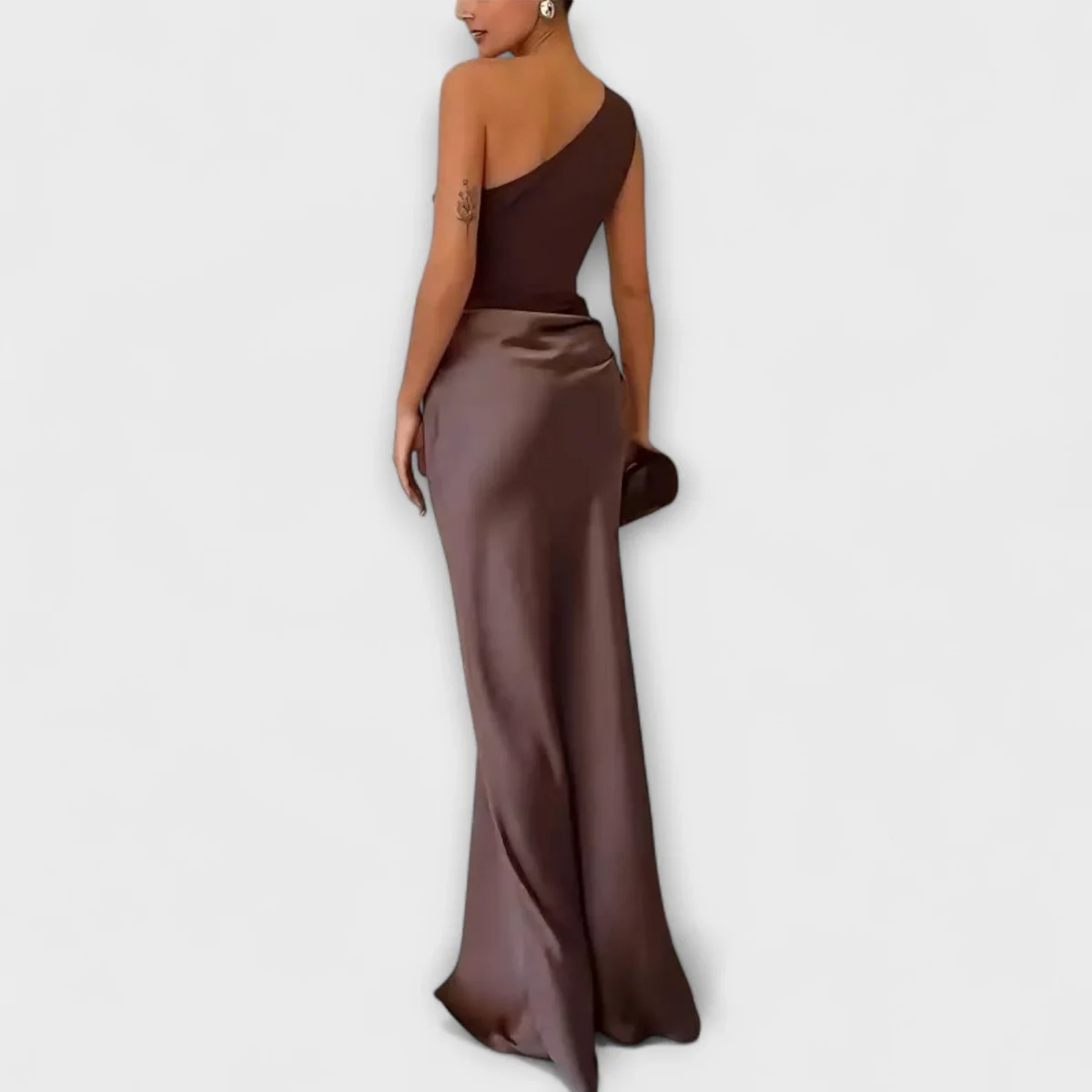 Amarílis - Elegante Vestido de un solo hombro - Imagen 6